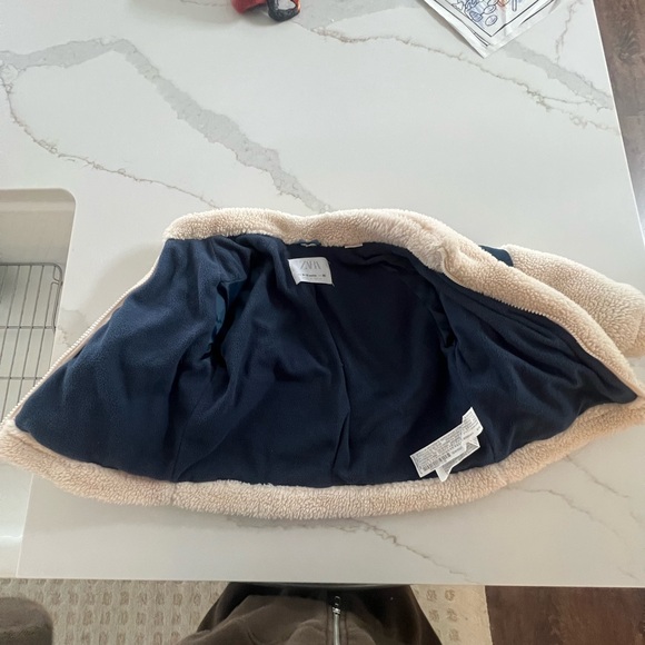 Zara - Fleece Jacket - Picture 3 of 4